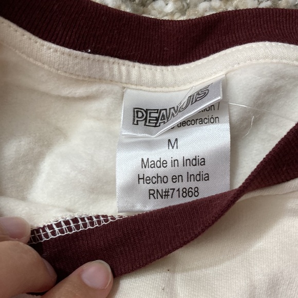 Peanuts vintage looking sweater - Picture 4 of 6